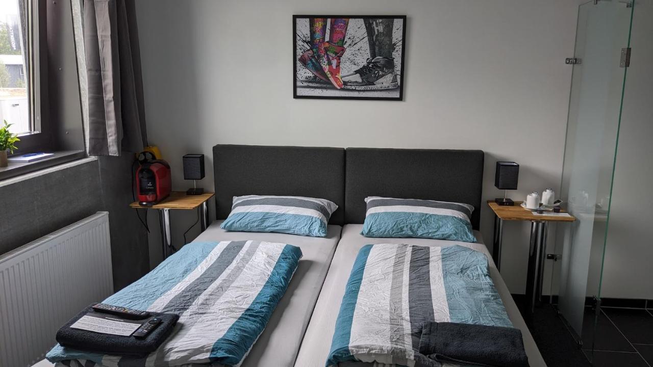 Business-Motel & 24H Selfcheckin Heimsheim 外观 照片